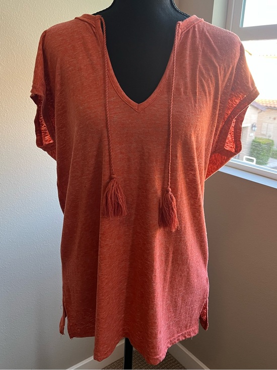 Melrose and Market Tops - Melrose and Market Heathered Orange Knit V-Neck Top EUC